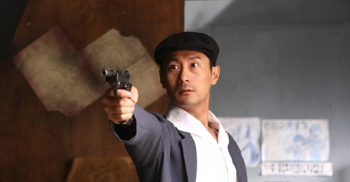  p>《京城往事》是根据小说《千年之光》改编的动作喜剧电影,由郑勇基