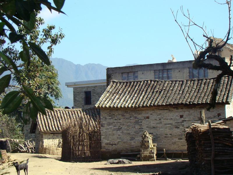  p>车玛村隶属于云南省红河州红河县洛恩乡娘宗行政村,属于半山区.