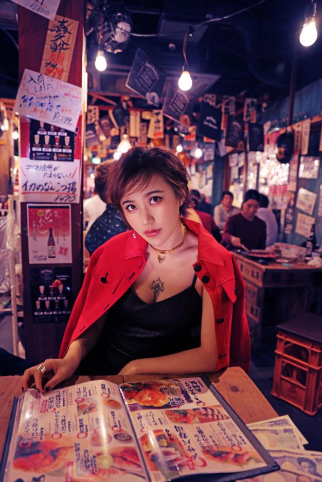  p>王子子,2月1日出生于山东省威海市,中国内地影