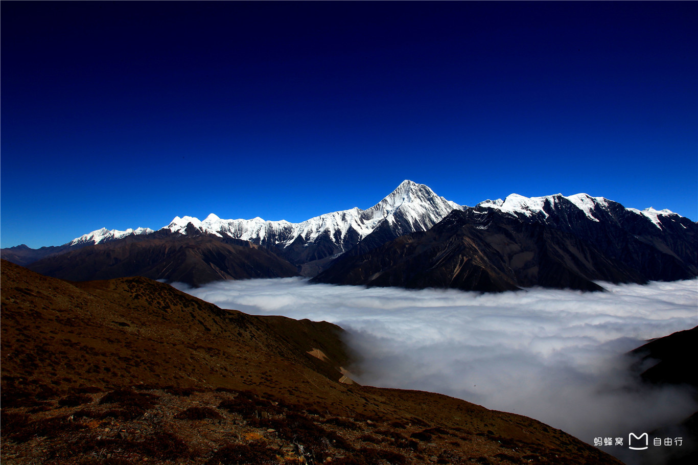  p>子梅垭口位于 a target="_blank" href="/item/甘孜州/7437922"