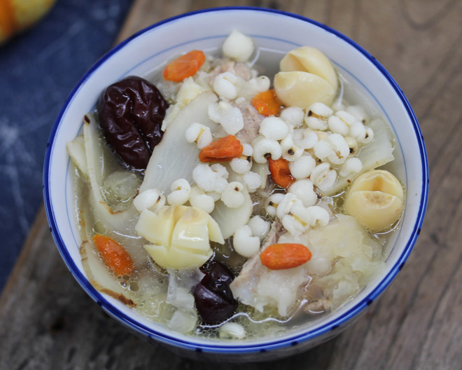  p data-id="gnato22w8m">清补凉糖水是一款广东 a target="_blank"