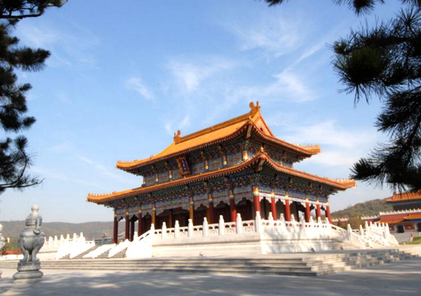  p data-id="gnytf3f5no">玉佛寺(玉佛苑)是 a target="_blank" href=