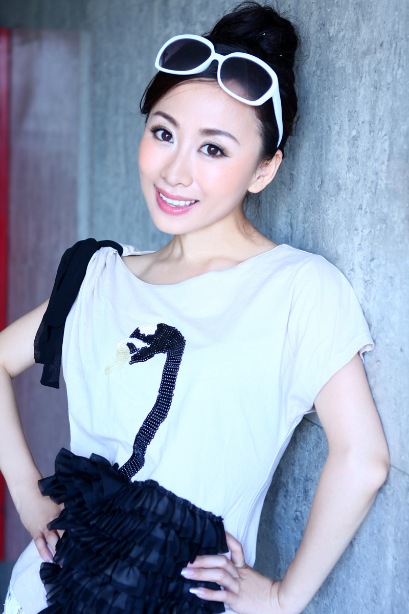  p>韩旭,中国内地女歌手,乐坛新民歌代表人物之一.