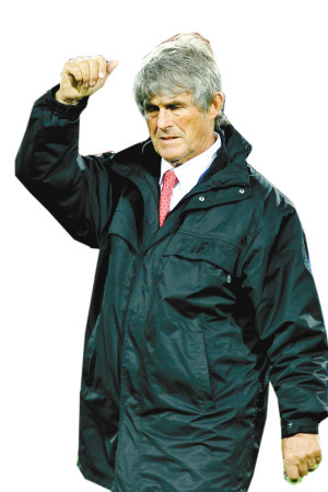  p>博拉·米卢蒂诺维奇(bora milutinovic),著名足球教练.