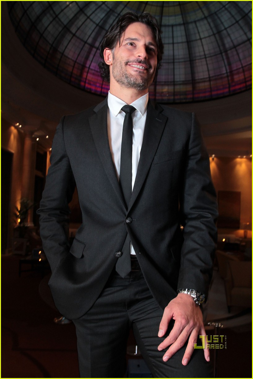  p>乔·曼根尼罗(joe manganiello),1976年12月28日出生于美国宾夕法