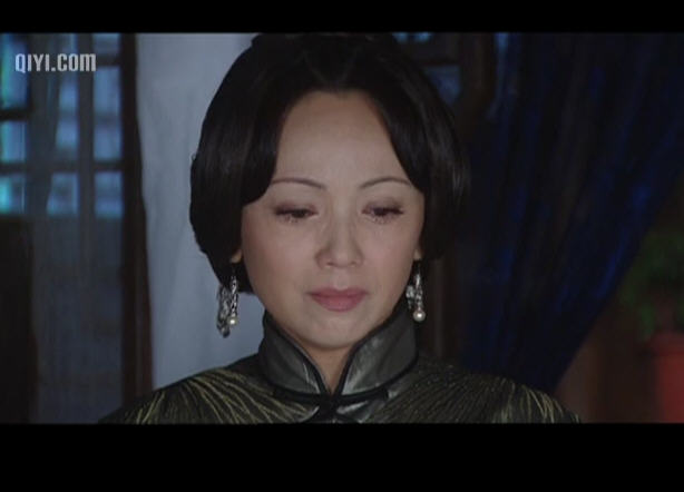 牌坊下的女人