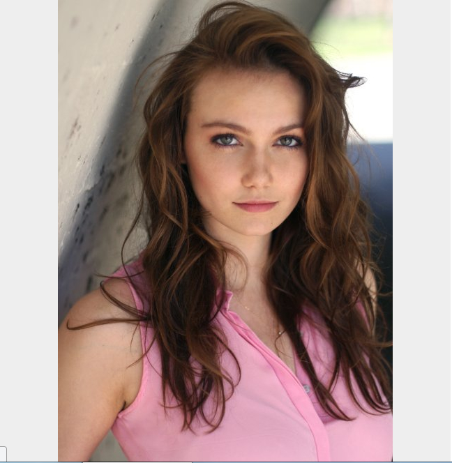  p>安迪·马蒂恰克(andi matichak)是一位演员,因出演《naomi and ely
