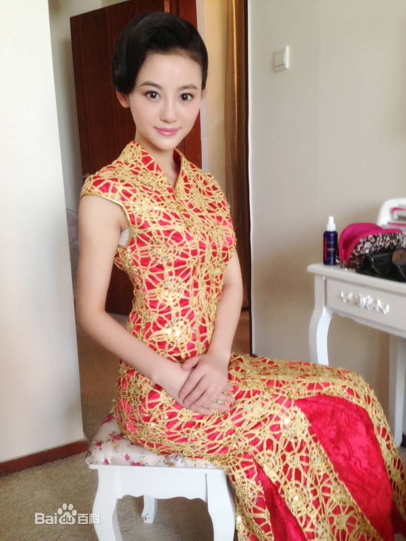  p data-id="gnsznj23tr">徐婷(1990年10月3日一2016年9月7日),kitty