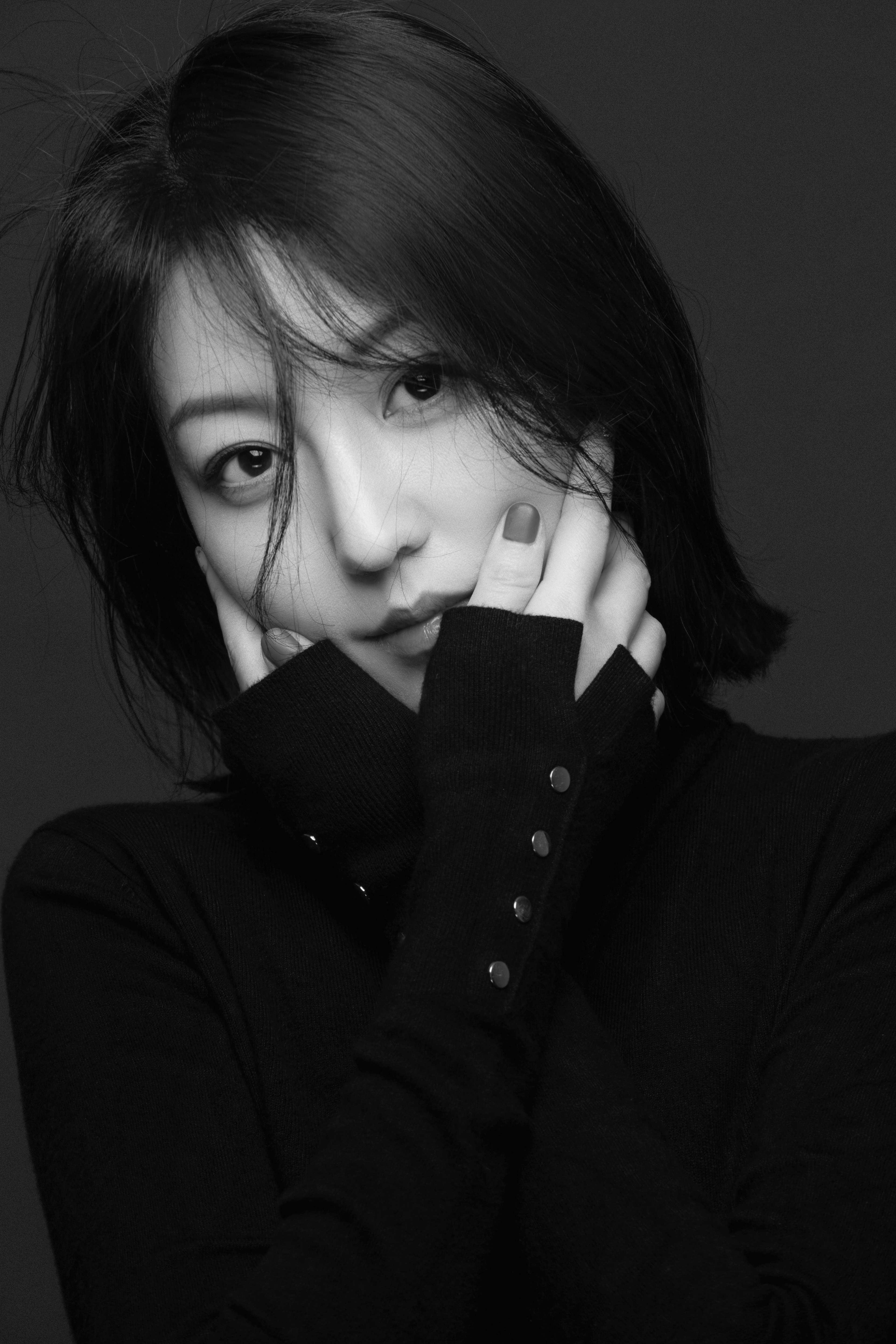  p data-id="tgy6loywsaai">徐薇,导演,主持人,毕业于 a target="