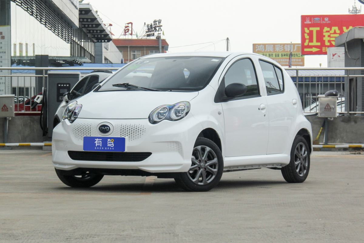 比亚迪e1是比亚迪旗下微型纯电动汽车,厂商