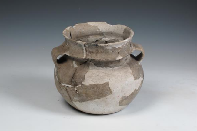 新石器时代河姆渡文化双耳灰陶罐