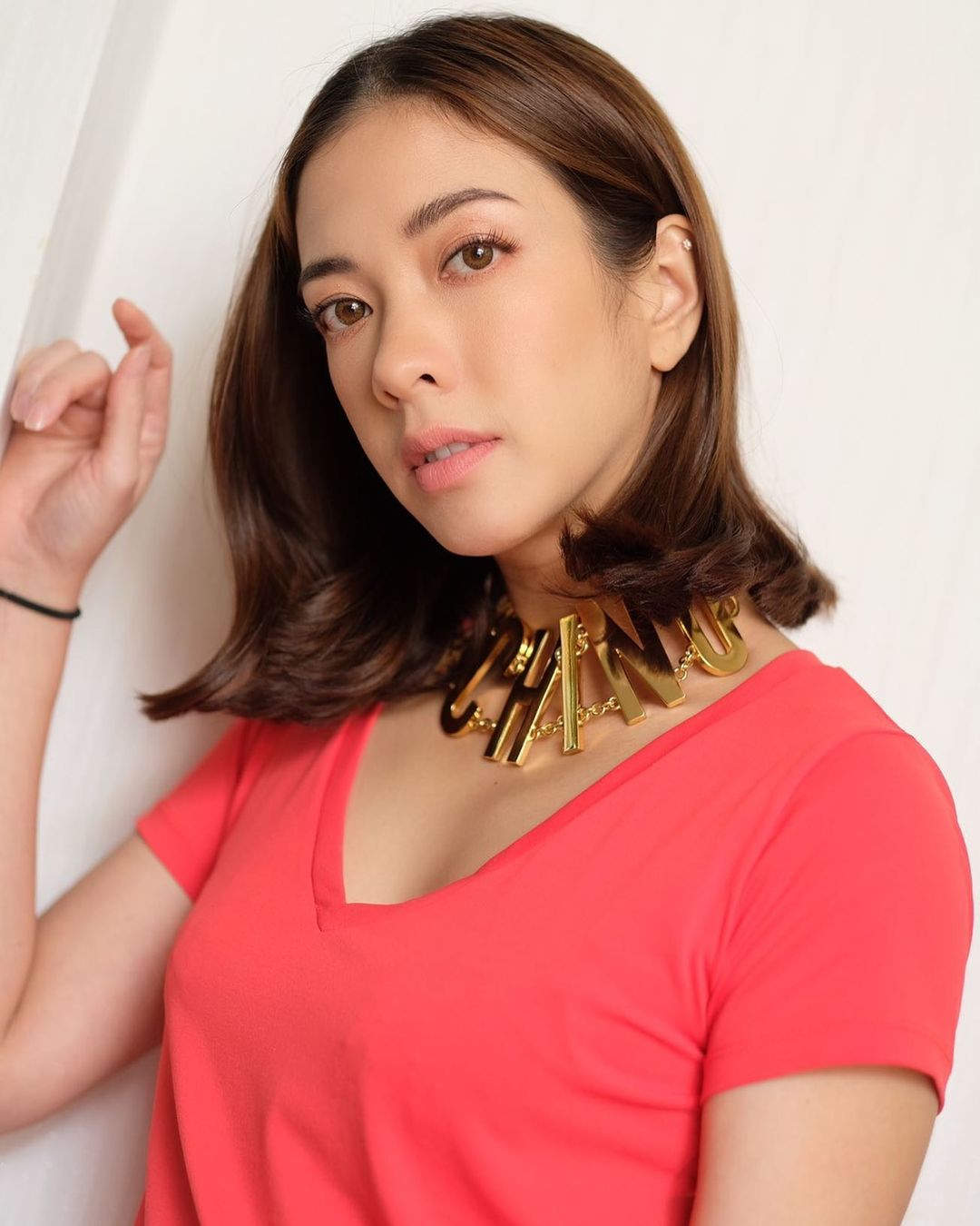  p>沃恩吉莱·勒姆威拉伊(pang),1985年1月14日出生于泰国曼谷,泰国女