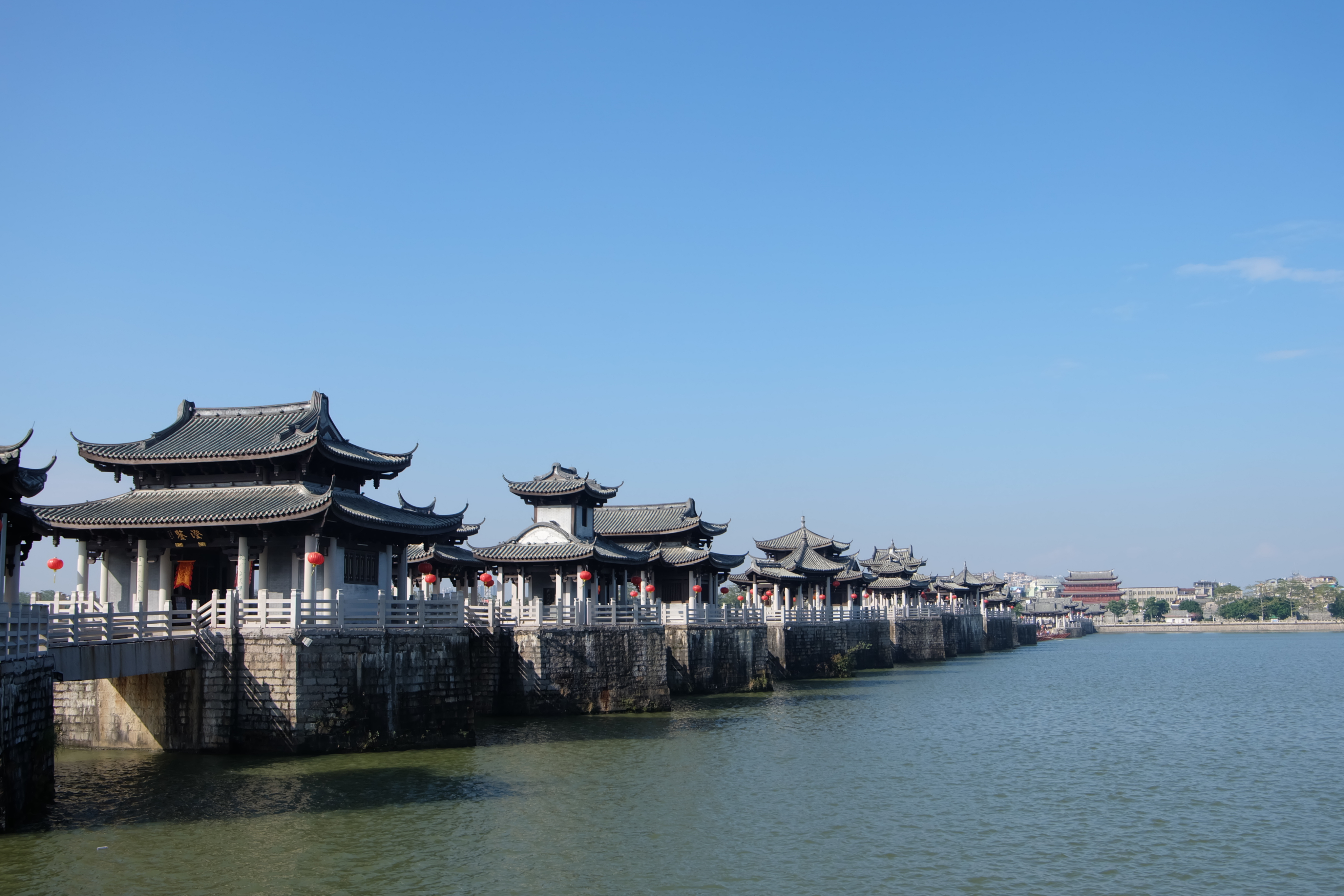  p>广济桥,即潮州广济桥,古称 a target="_blank" href="/item/康济桥