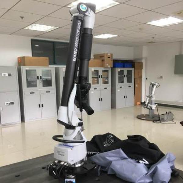  p>激光六轴绝对测量臂是一种用于航空,航天科学技术领域的计量仪器