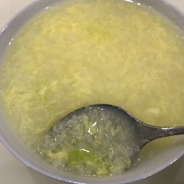  p>米汤鸡蛋,是以大米,鸡蛋为原料制作的一道菜品,具有很高的营养价值
