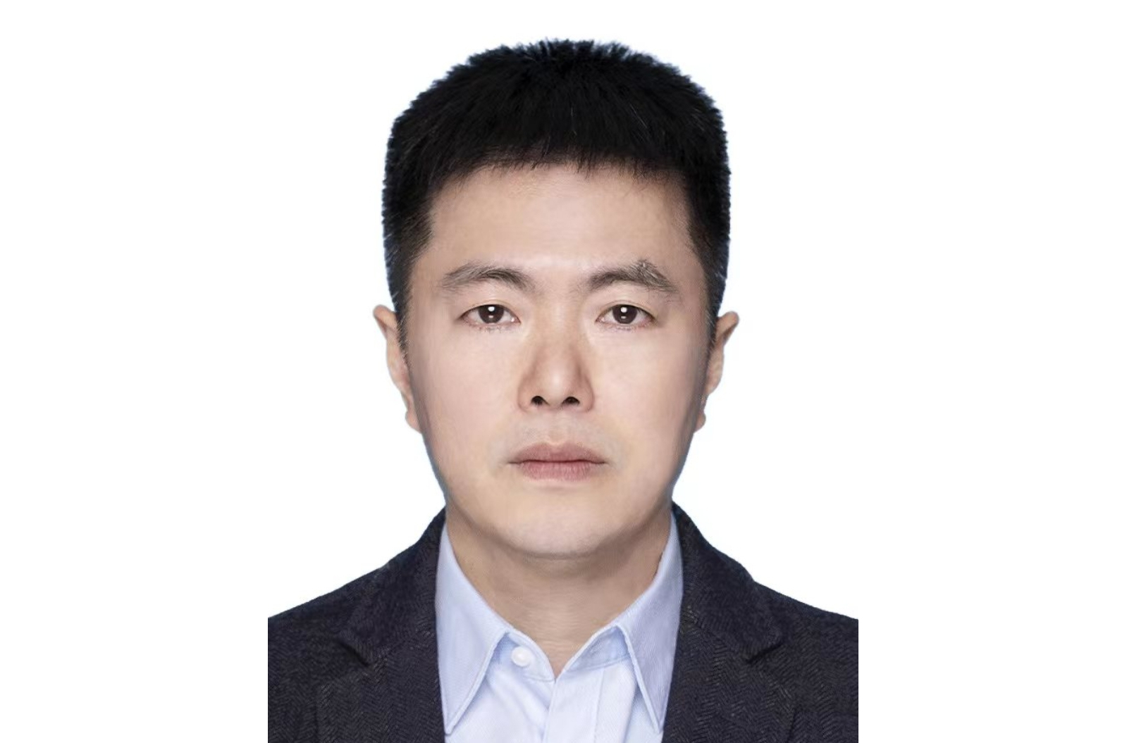 vupkvli">黄崑,男,汉族,1973年9月生,研究生,管理学博士,高级审计师