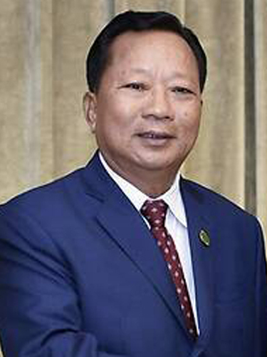  p>占沙蒙·占雅拉(chansamone chanyalath),现任老挝人民革命党中央