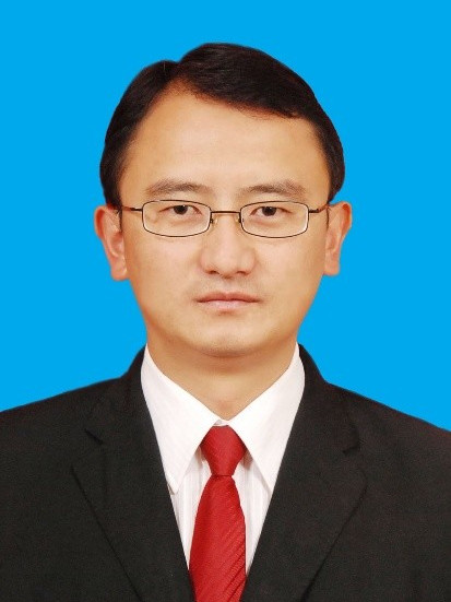  p>杨家晓,男,回族,出生于1975年4月,中共党员,龙陵县龙山镇人,本科