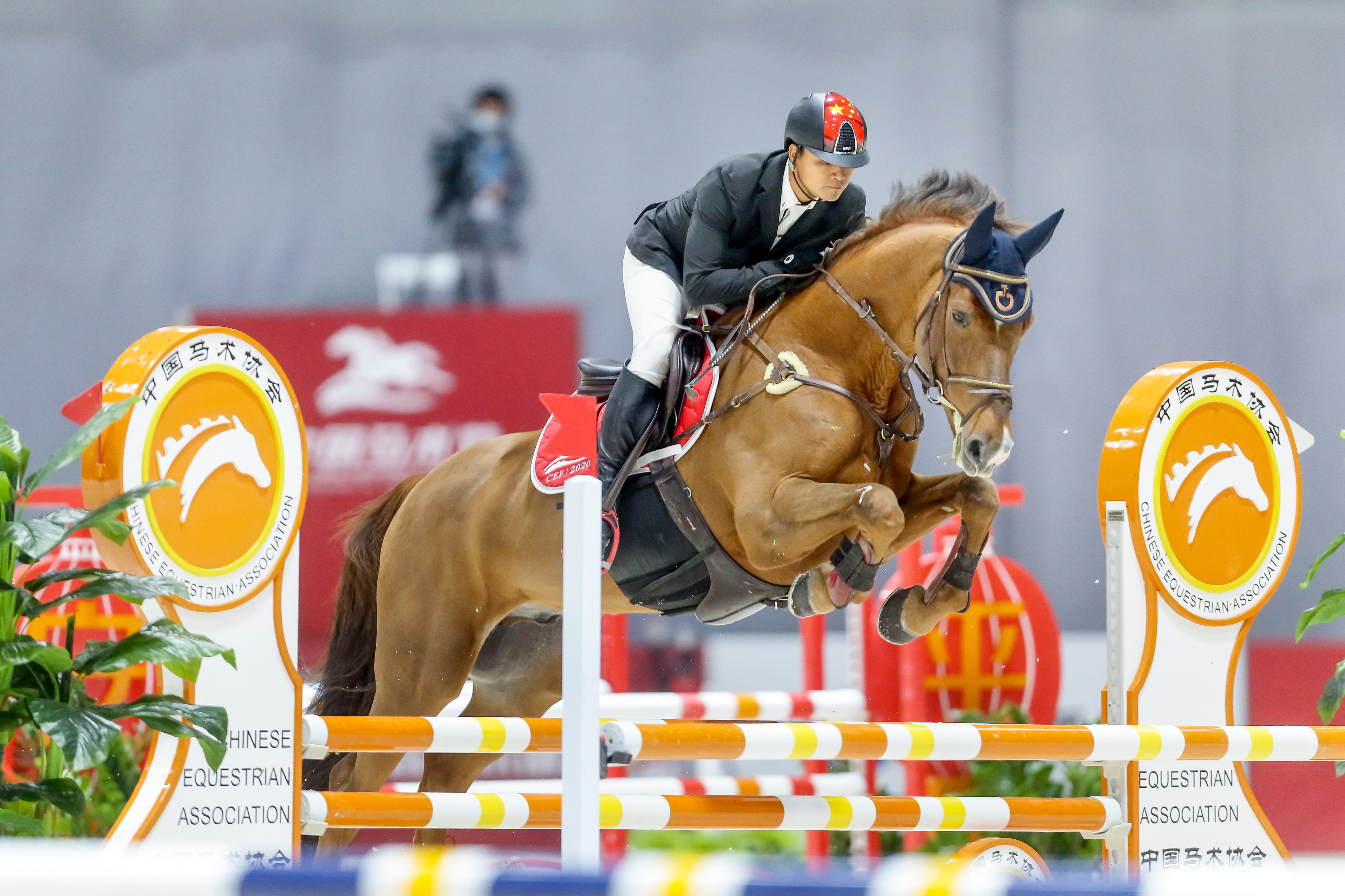 李静敏,汉族,广东人,中国马术运动员