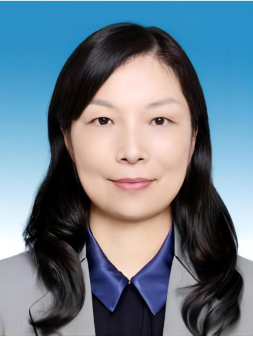 ">屈利娟,女,现任浙江大学国际联合学院(海宁国际校区)党委常务副书记