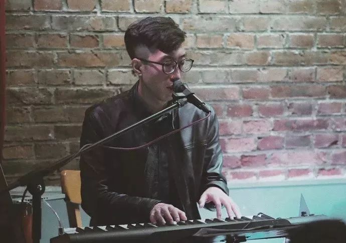  p data-id="smctavrqmqhc">陈恒冠,歌手,棱镜