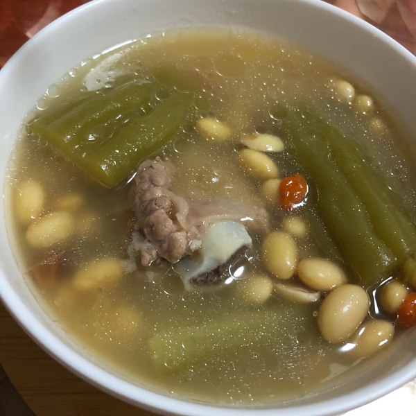 干贝苦瓜排骨汤