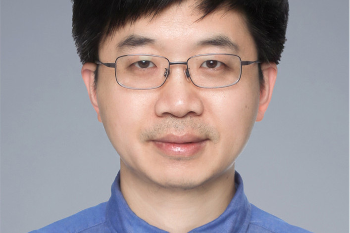 周洪
