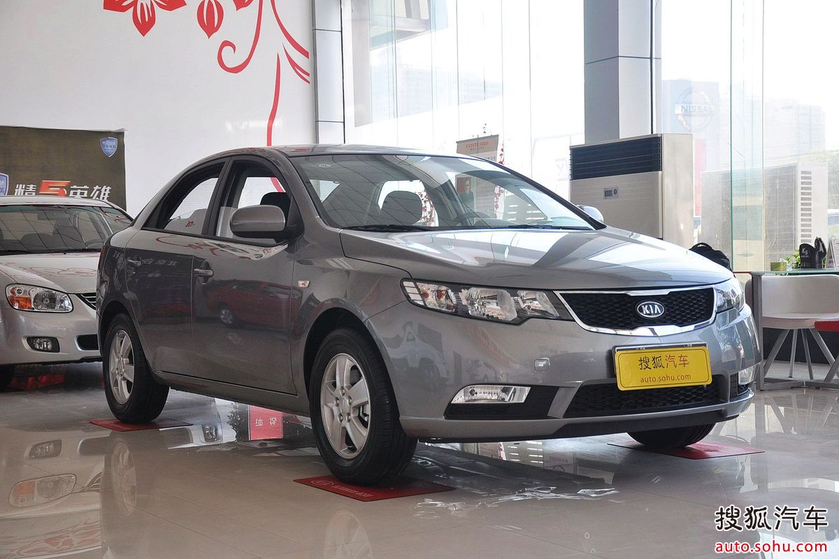  p>起亚福瑞迪是起亚新一代全球战略车型,起亚福瑞迪(forte)是起亚