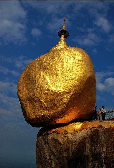  p>缅甸大金石(又称洁梯优佛塔)是一座具有独特风格的佛塔.