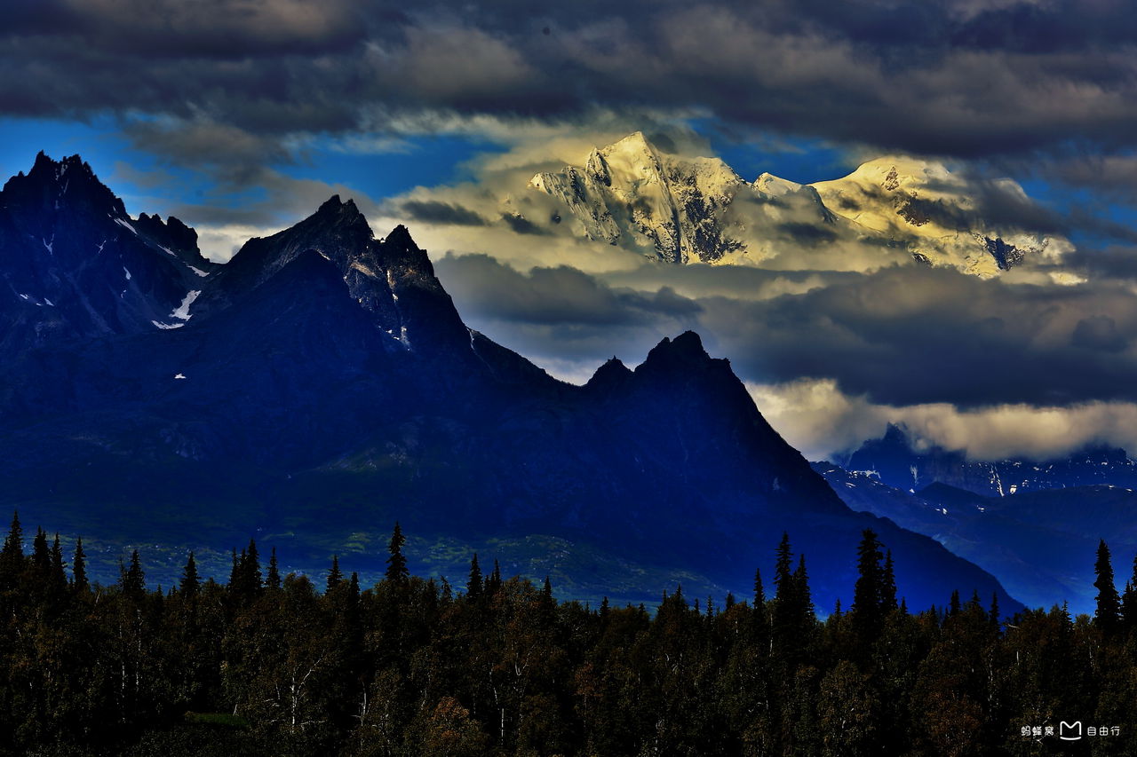  p>麦金利山位于美国 a target="_blank" href="/item/阿拉斯加州">