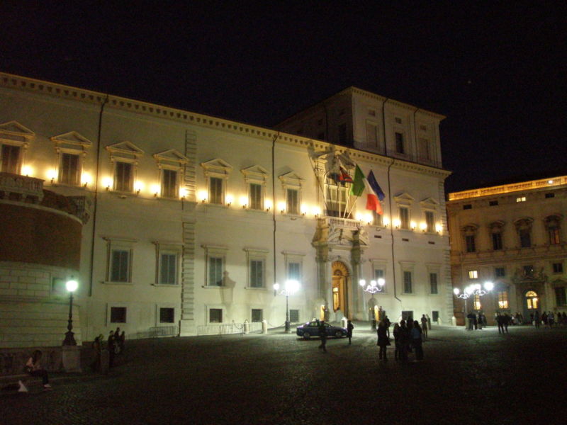  p>奎里纳尔宫( a target="_blank" href="/item/意大利语/676435"