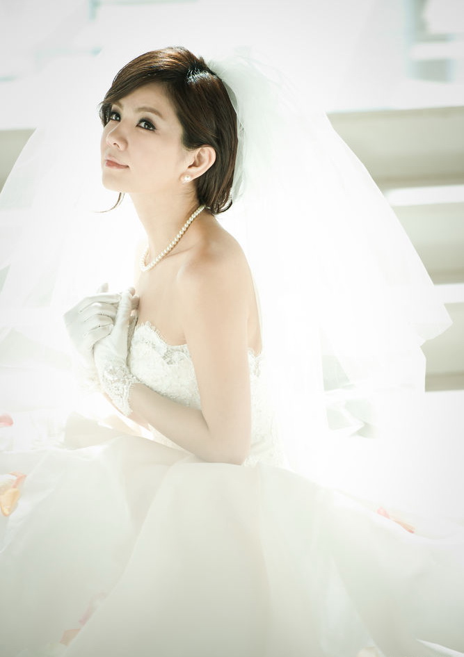  p>陈嘉桦(ella),1981年6月18日出生于台湾省屏东县,中国台湾女歌手