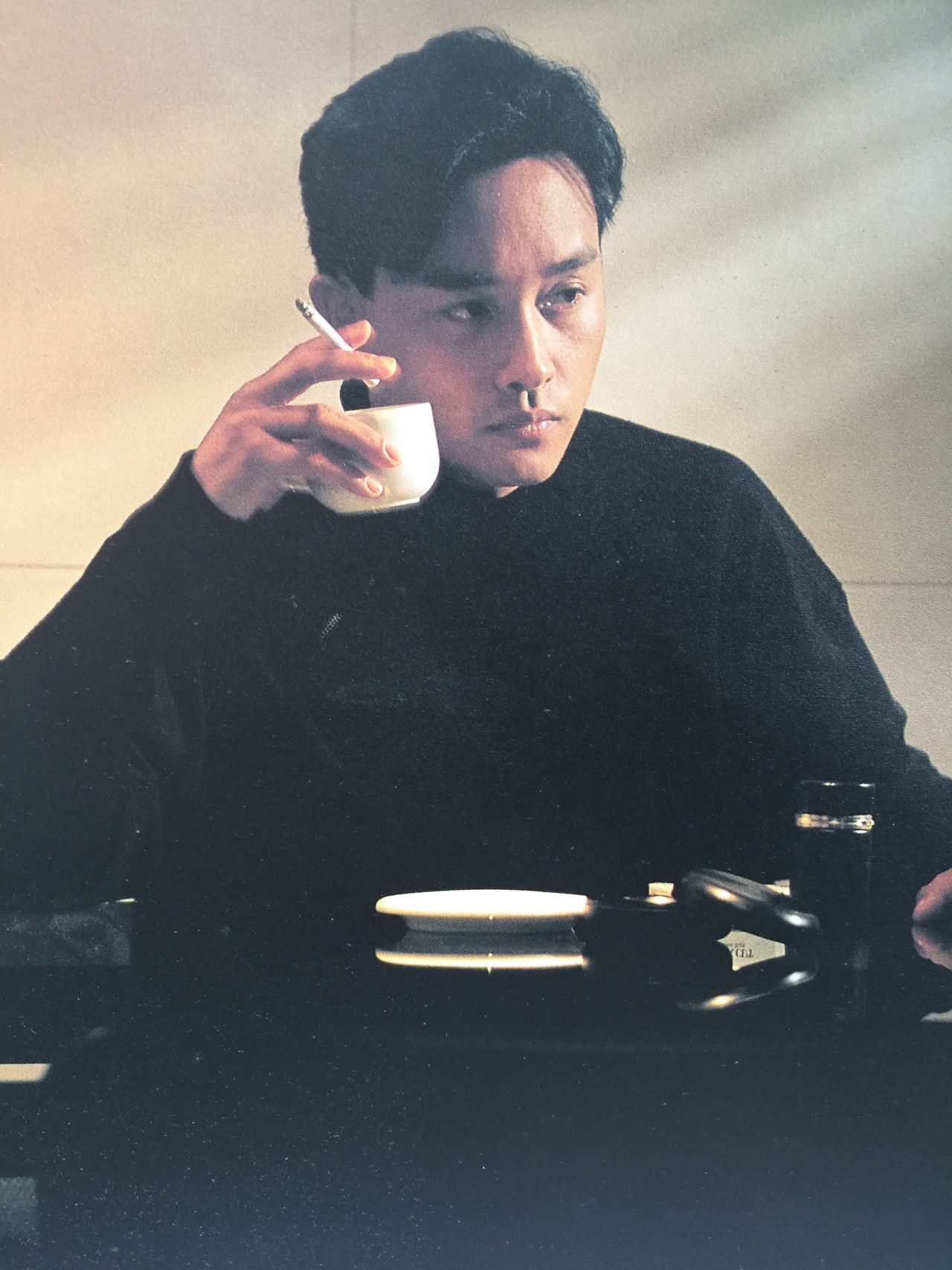  p>张国荣(1956年9月12日-2003年4月1日),出生于香港,中国香港男歌手