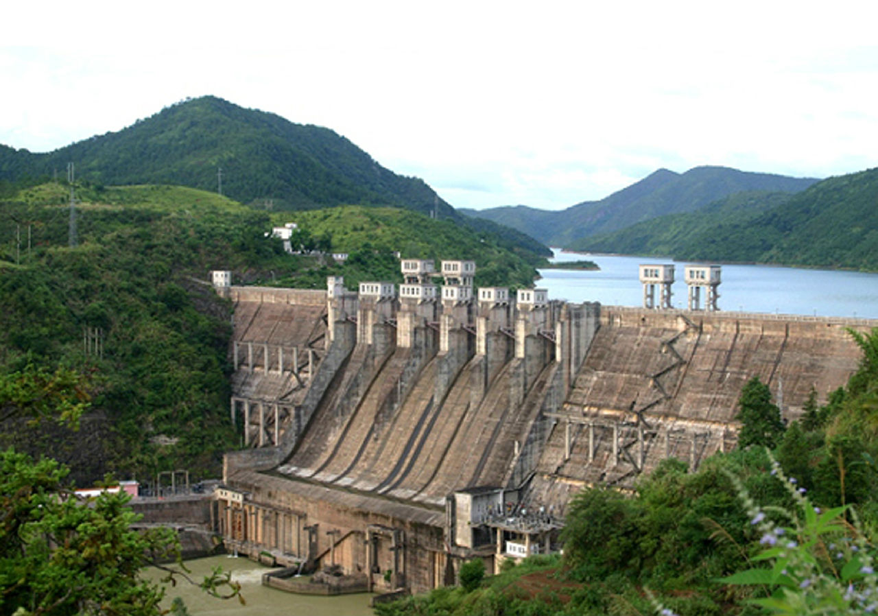  p>枫树坝水电站位于 a target="_blank" href="/item/珠江流域