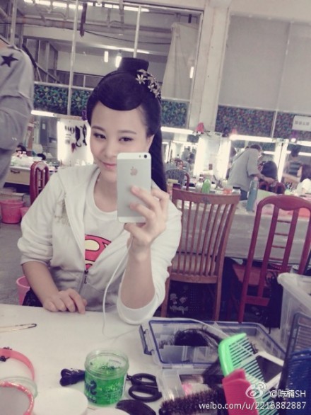 陈楠,毕业于 a target="_blank" href="/item/上海戏剧学院表演系