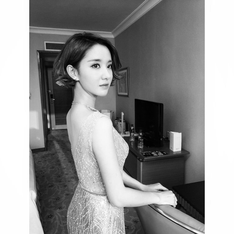  p data-id="gncpdd5g1j">许芳铱,本名许思思