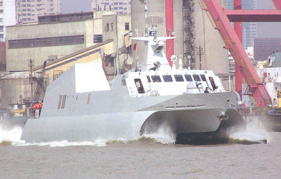 中国海军022型高速隐形导弹艇