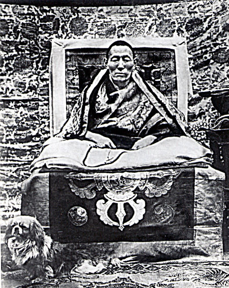 是大宝法王噶玛巴的重要法子,藏传佛教噶举派(白教)的四大法子之一,是