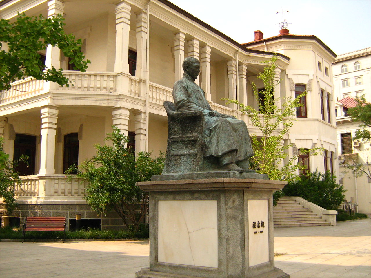  p>梁启超(1873年2月23日—1929年1月19日),字卓如,一字任甫,号任公