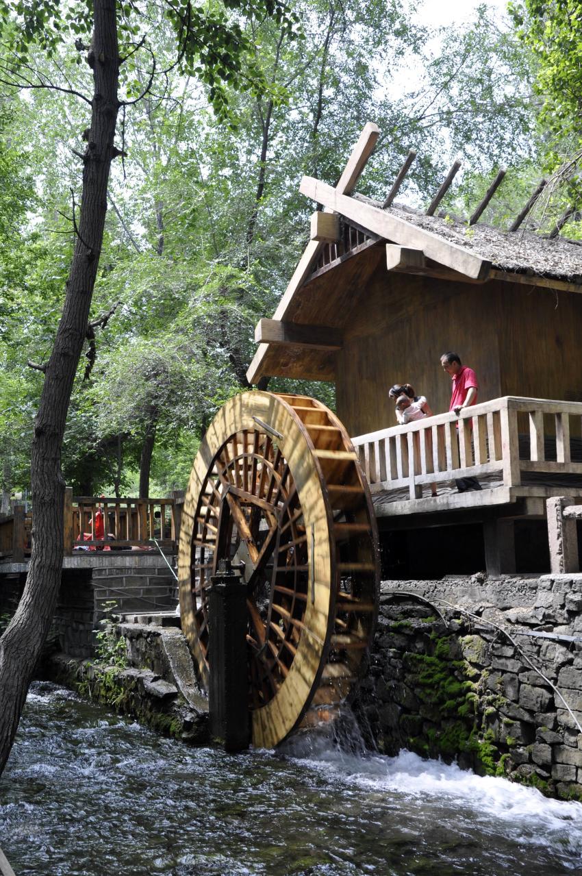 水磨沟名胜风景区