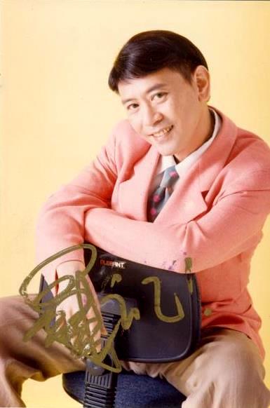  p>罗文(1945年2月12日-2002年10月18日),原名谭伯仙(谭百先),出生于