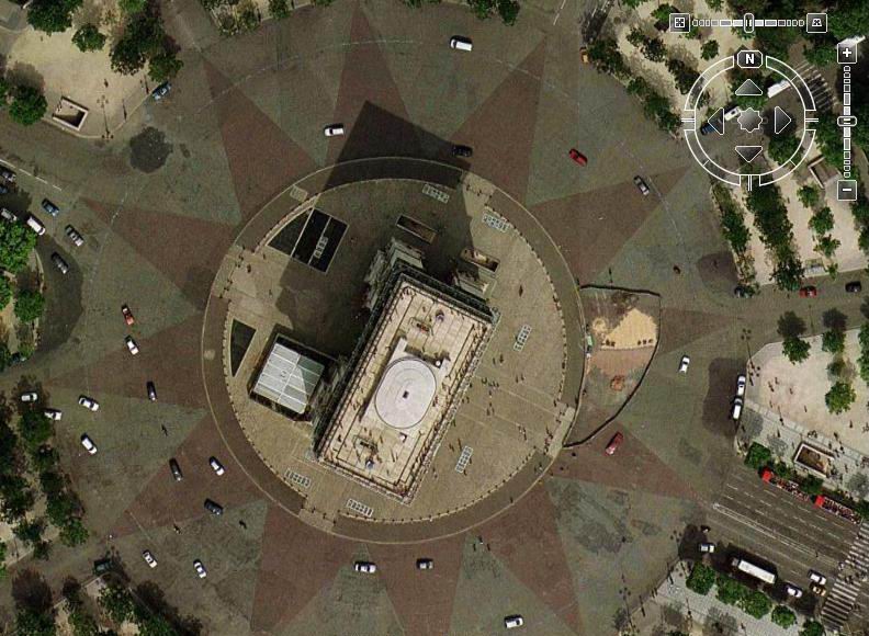  p>戴高乐广场(原名星形广场,1970年改名),是巴黎著名建筑物.