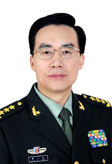 国防大学教育长,总参谋部作战部部长,总参谋长助理,广州军区司令员,中