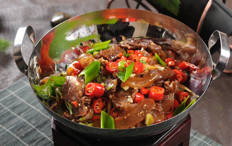 乐山苏稽跷脚牛肉干锅牛肉