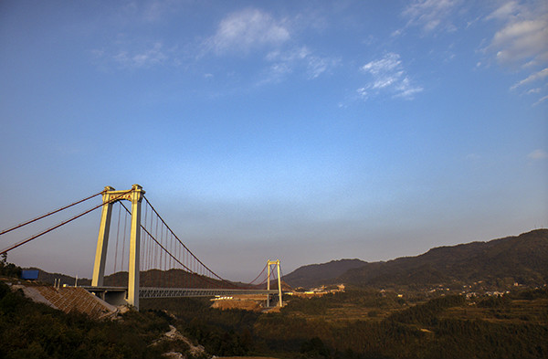 张花高速澧水大桥