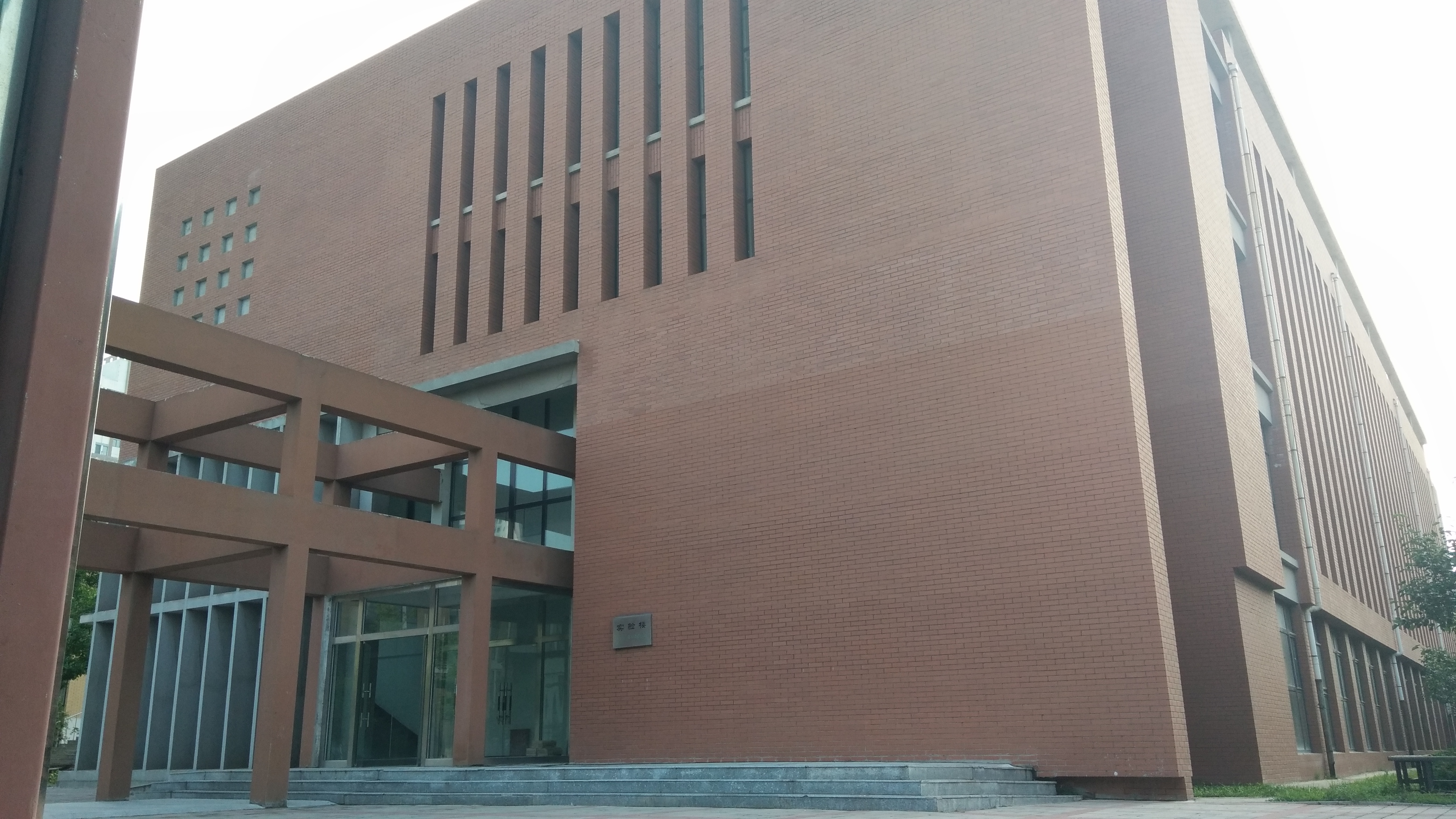 河北承德第一中学