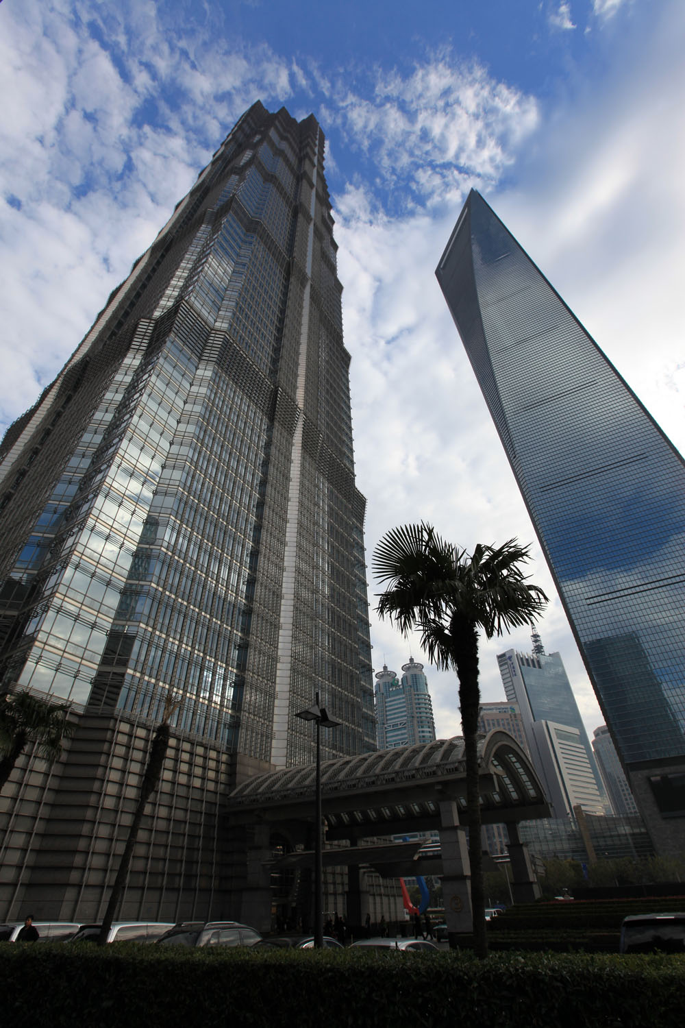  p>金茂大厦(jinmao tower),又称金茂大楼,竣工于1999年,曾经是 a