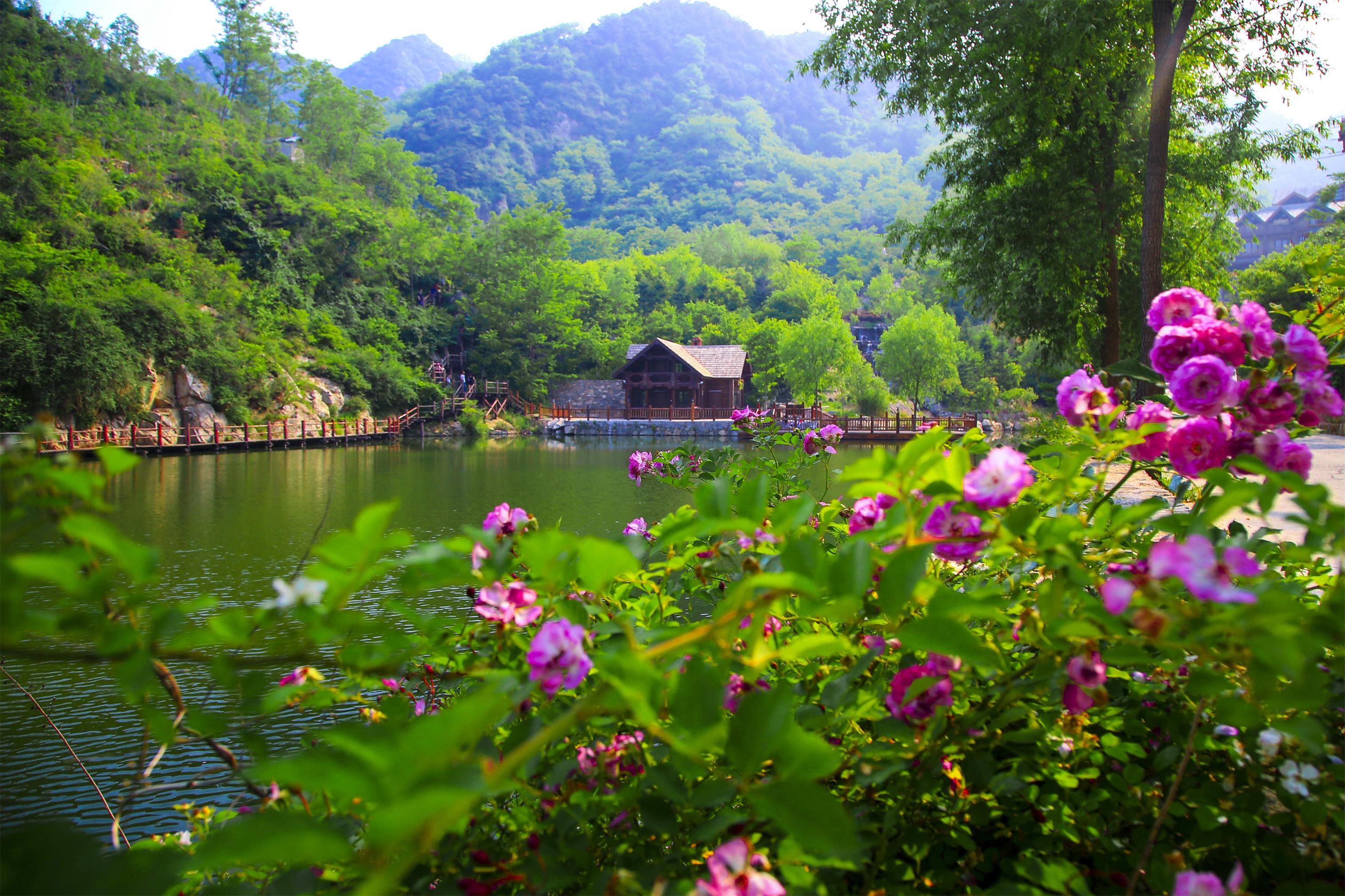 九如山瀑布群风景区