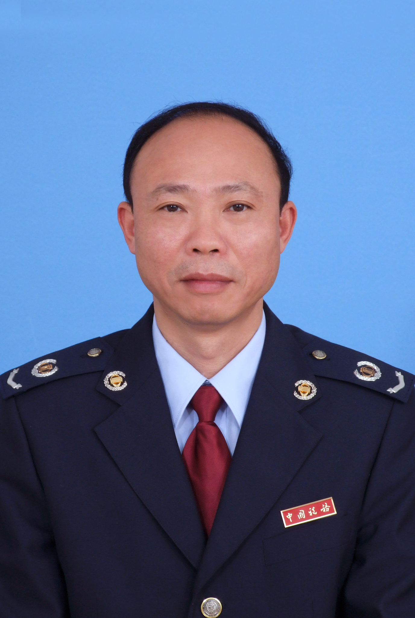 现任德庆县地方税务局党组书记,局长. /p>
