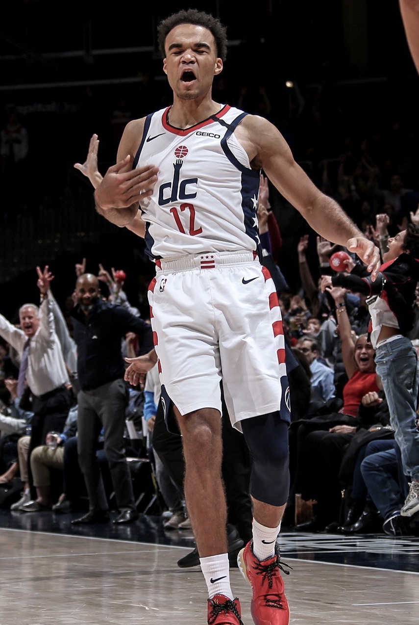  p>杰罗米·罗宾逊(jerome robinson),1997年2月22日出生于美国 a